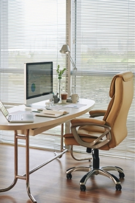 Modern Office Workspace with Ergonomic Furniture in Kerala